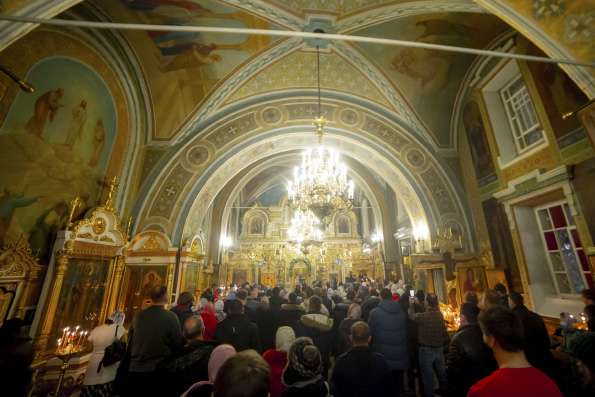 Три типа людей в храмах на Рождество (найди себя)