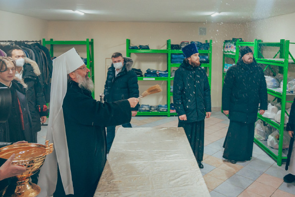 Глава Татарстанской митрополии принял участие в открытии епархиального центра гуманитарной помощи в Альметьевске