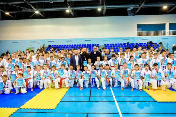 В Алькеевском районе прошел рождественский турнир по каратэ