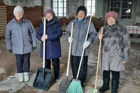 Верующие из села Татарские Челны восстанавливают местный храм