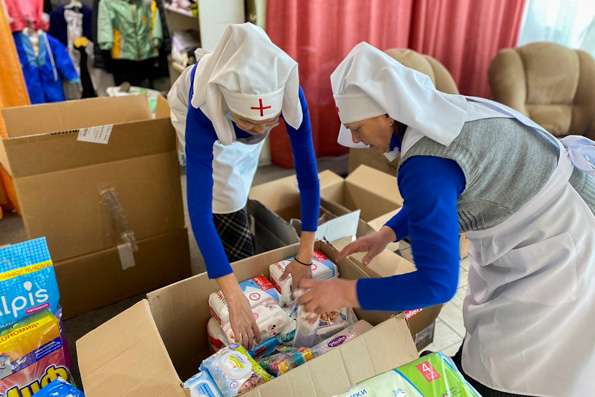 В храмах Татарстанской митрополии продолжается сбор гуманитарной помощи для беженцев