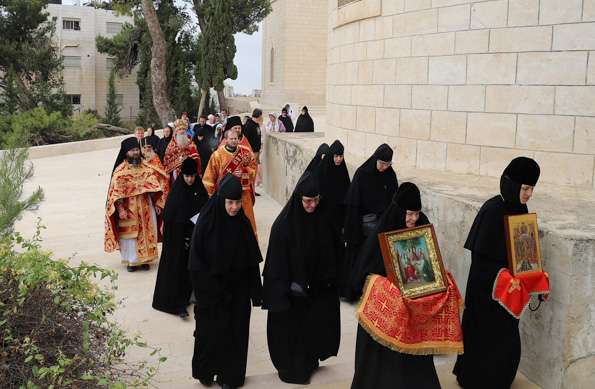 Клирик Казанской епархии принял участие в открытии Сада памяти о погибших в Великой Отечественной войне на русском подворье в Хевроне