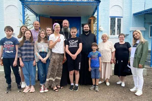 В воскресных школах начались беседы, направленные на профилактику пагубных зависимостей