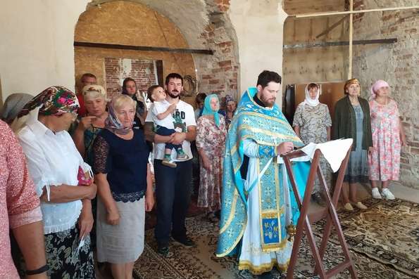 Старинный храм в селе Державино отметил престольный праздник
