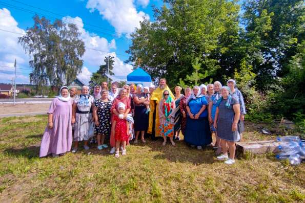 На месте расположения утраченного Ильинского храма в поселке Салмачи совершен молебен